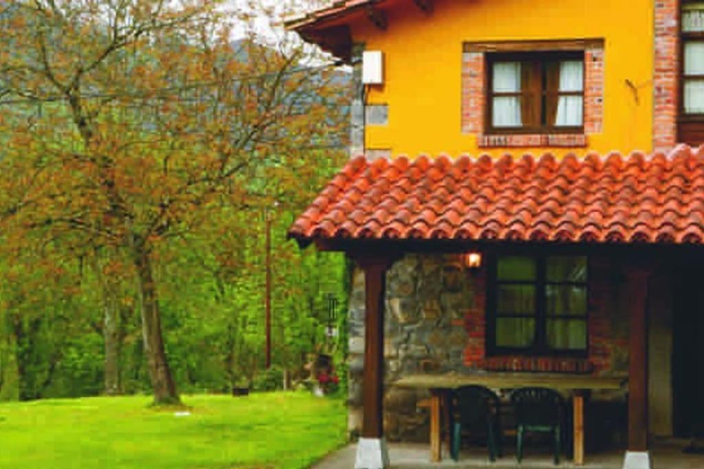 La Rotella, Calma Al Lado De Onís 외부 사진